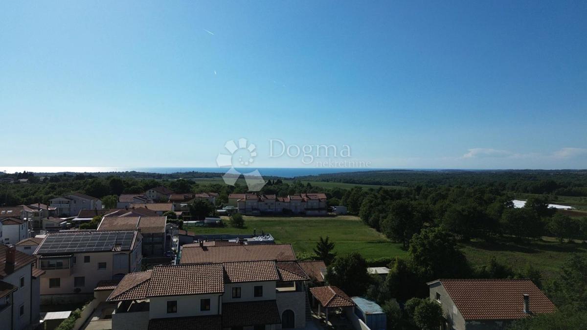 Terreno edificabile Poreč, 702m2