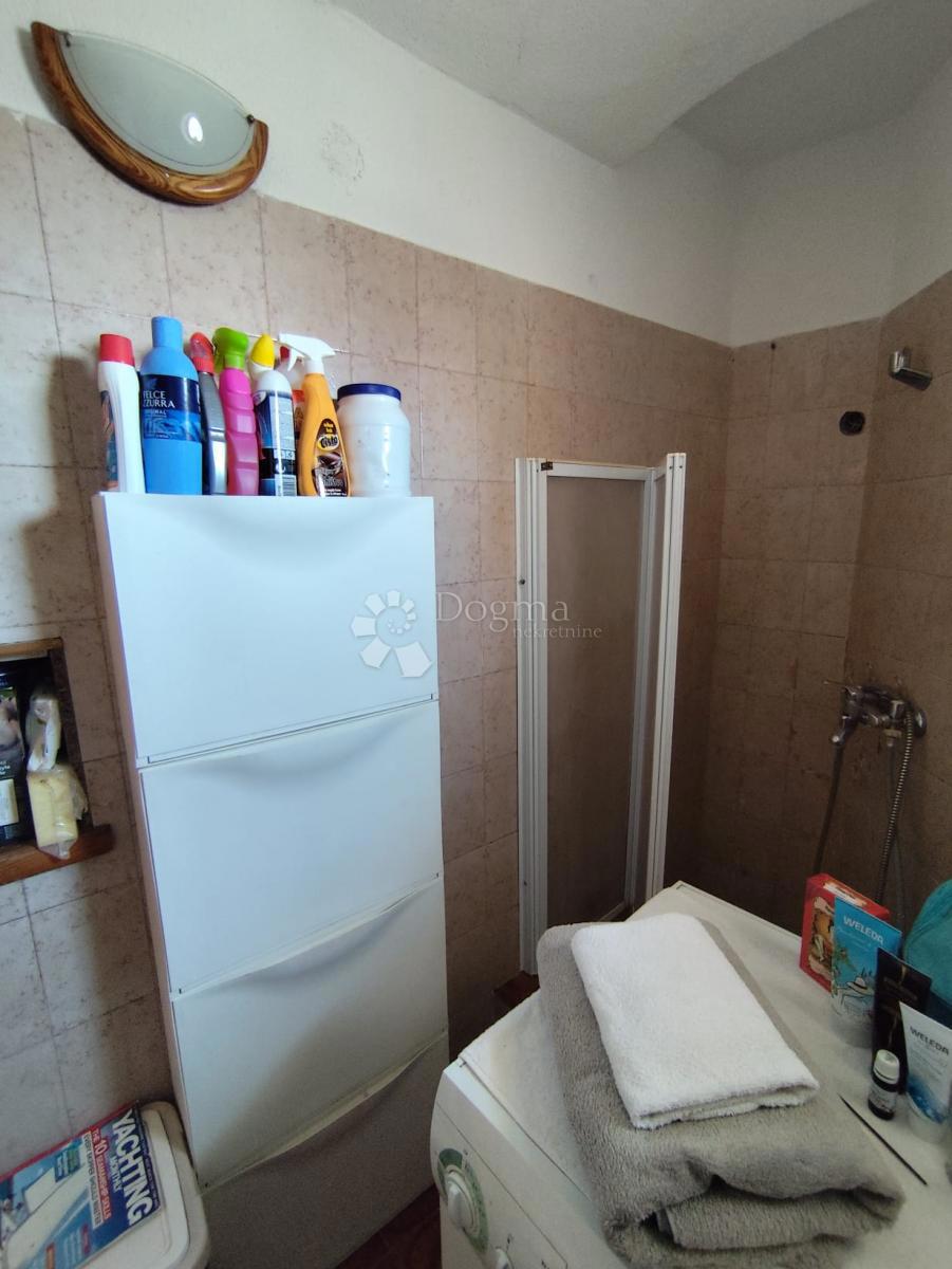 Casa Prvić Šepurine, Vodice, 90m2