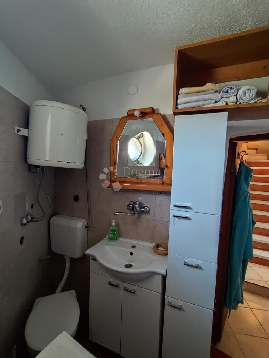 Casa Prvić Šepurine, Vodice, 90m2