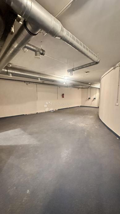 Locale commerciale Firule, Split, 189,50m2