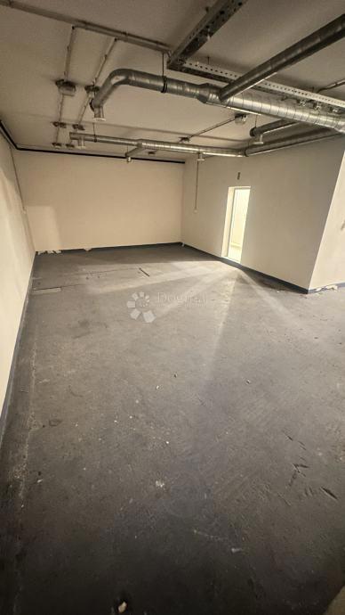 Locale commerciale Firule, Split, 189,50m2