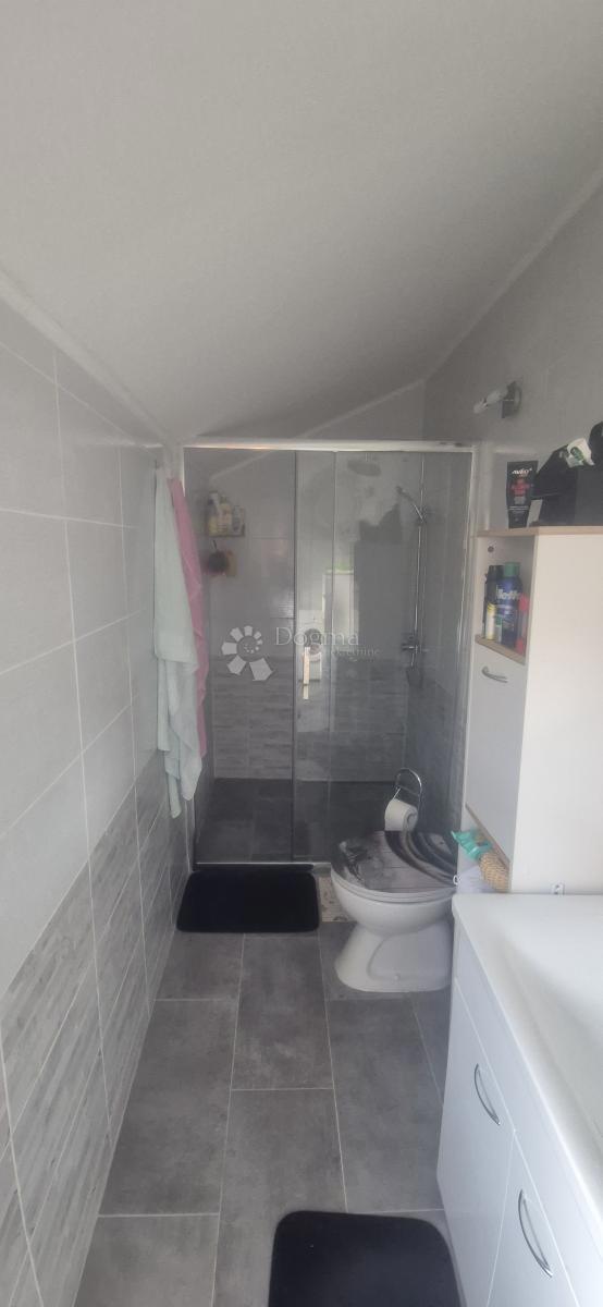 Allogio Orehovica, Rijeka, 73,44m2