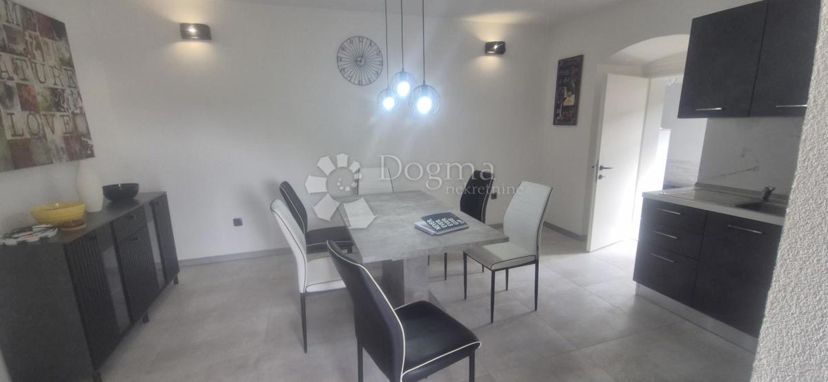 Allogio Orehovica, Rijeka, 73,44m2