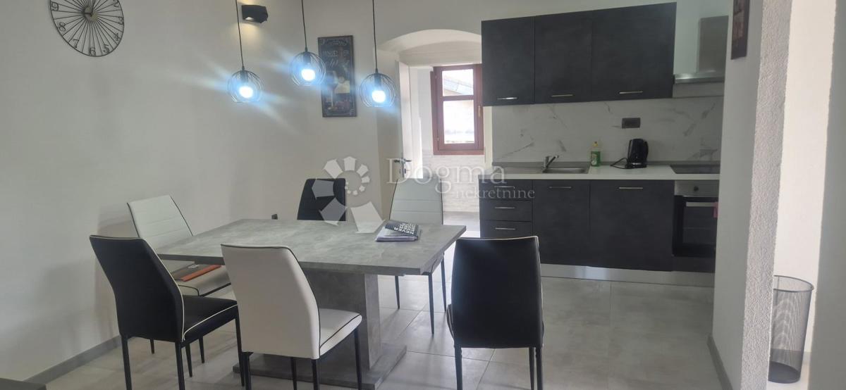 Allogio Orehovica, Rijeka, 73,44m2