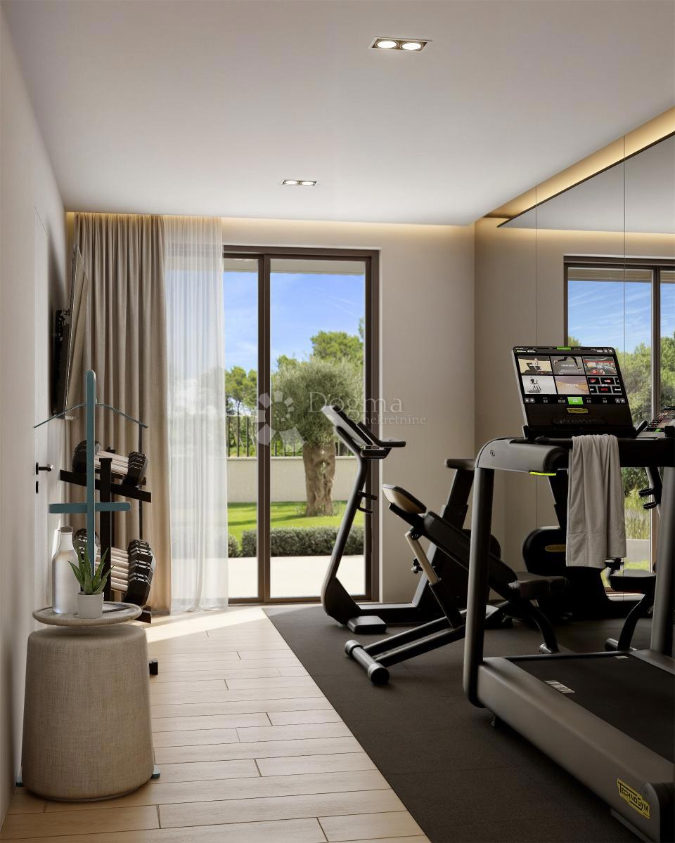 Appartamento con piscina e giardino vicino alla spiaggia – Rovigno, nuova costruzione