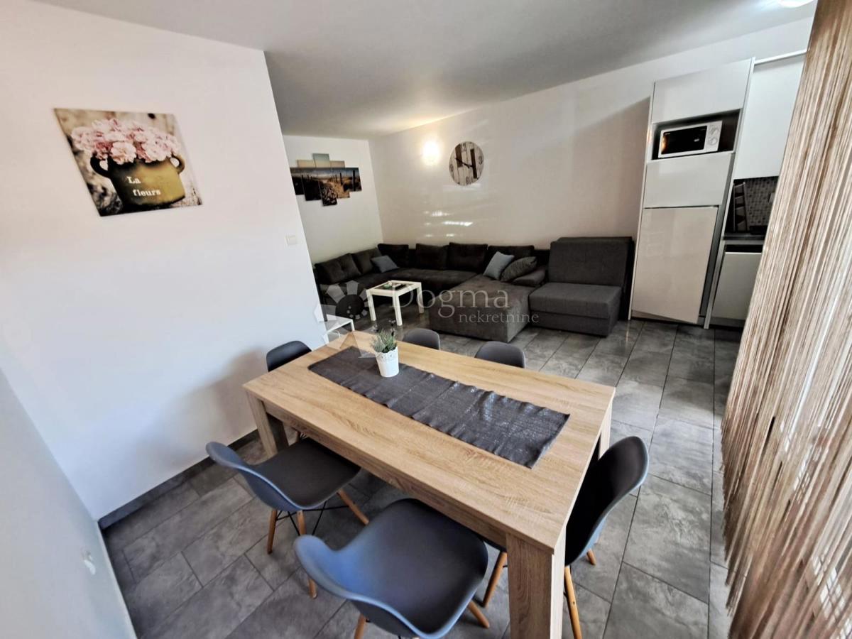 Allogio Novalja, 70m2