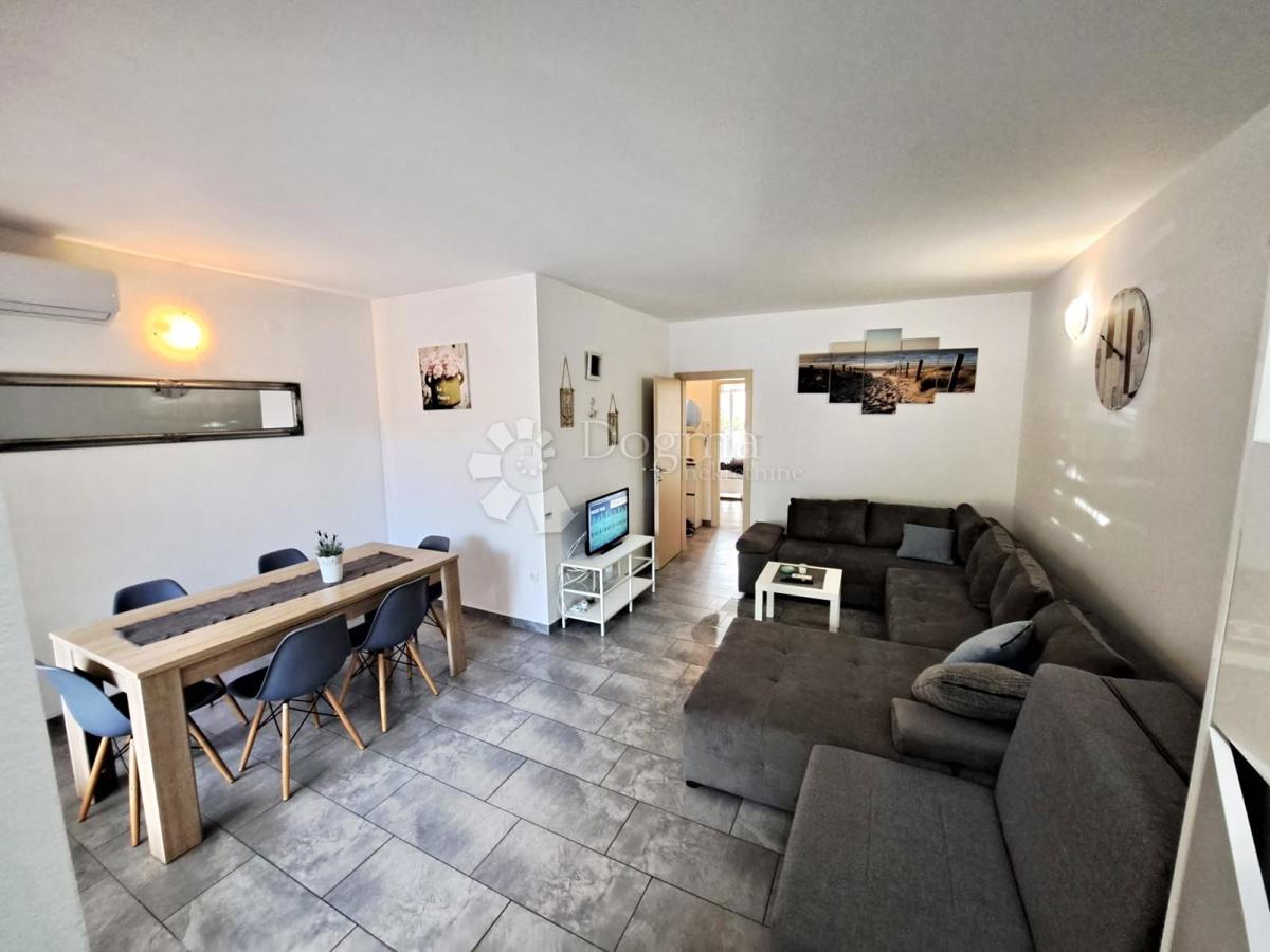 Allogio Novalja, 70m2