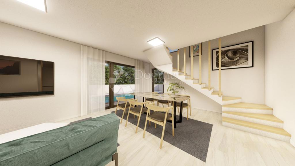 VILLA BIFAMILIARE MODERNA CON PISCINA – A 400 M DAL MARE