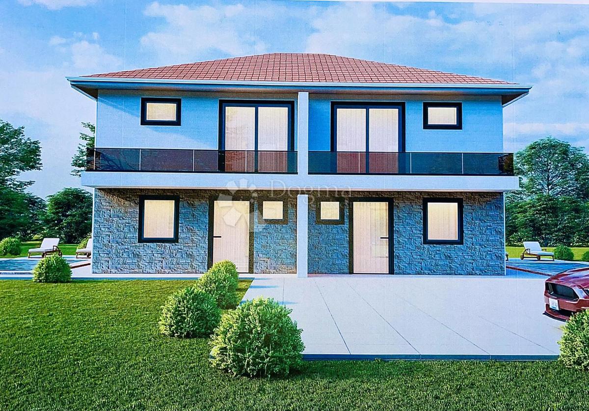 VILLA BIFAMILIARE MODERNA CON PISCINA – A 400 M DAL MARE