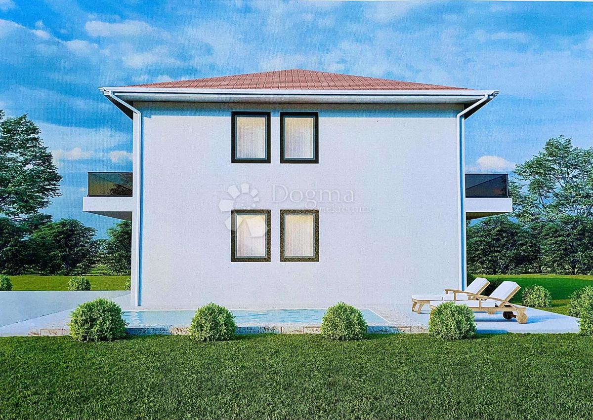 VILLA BIFAMILIARE MODERNA CON PISCINA – A 400 M DAL MARE