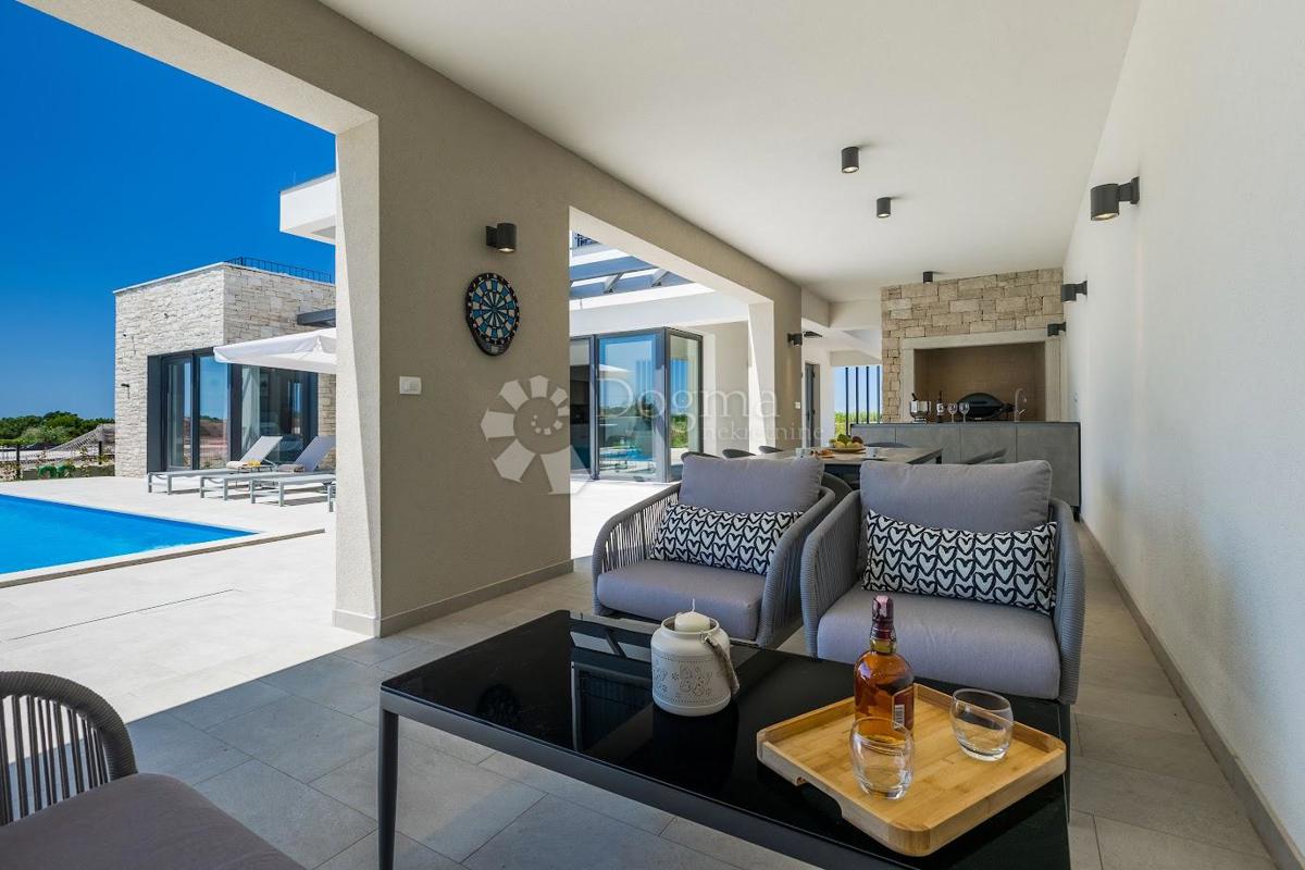 Casa Brtonigla, 264m2
