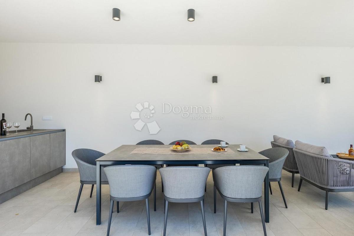 Casa Brtonigla, 264m2