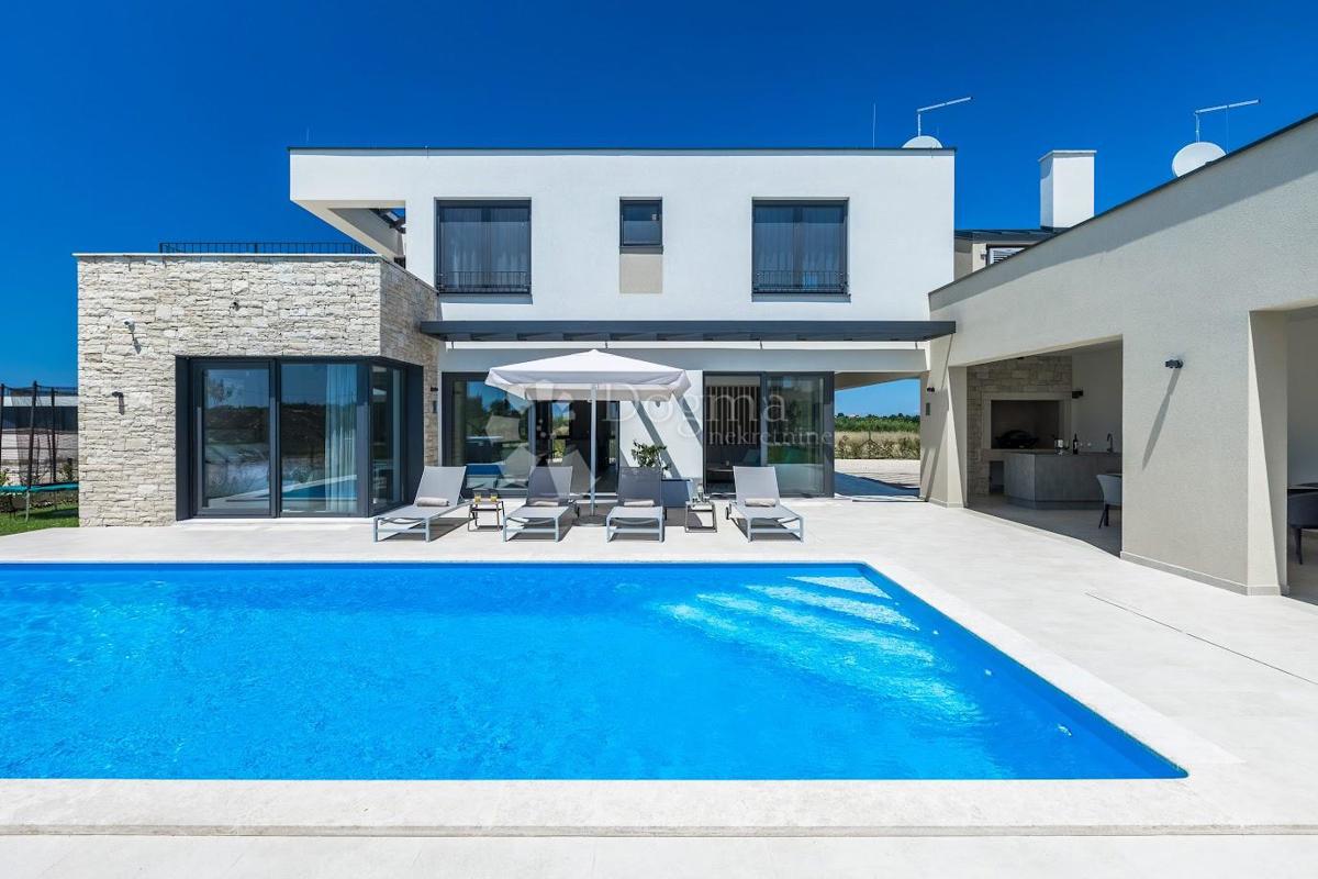 Casa Brtonigla, 264m2