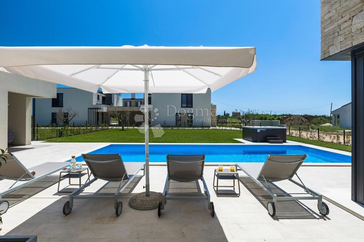 Casa Brtonigla, 264m2