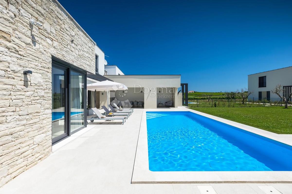 Casa Brtonigla, 264m2