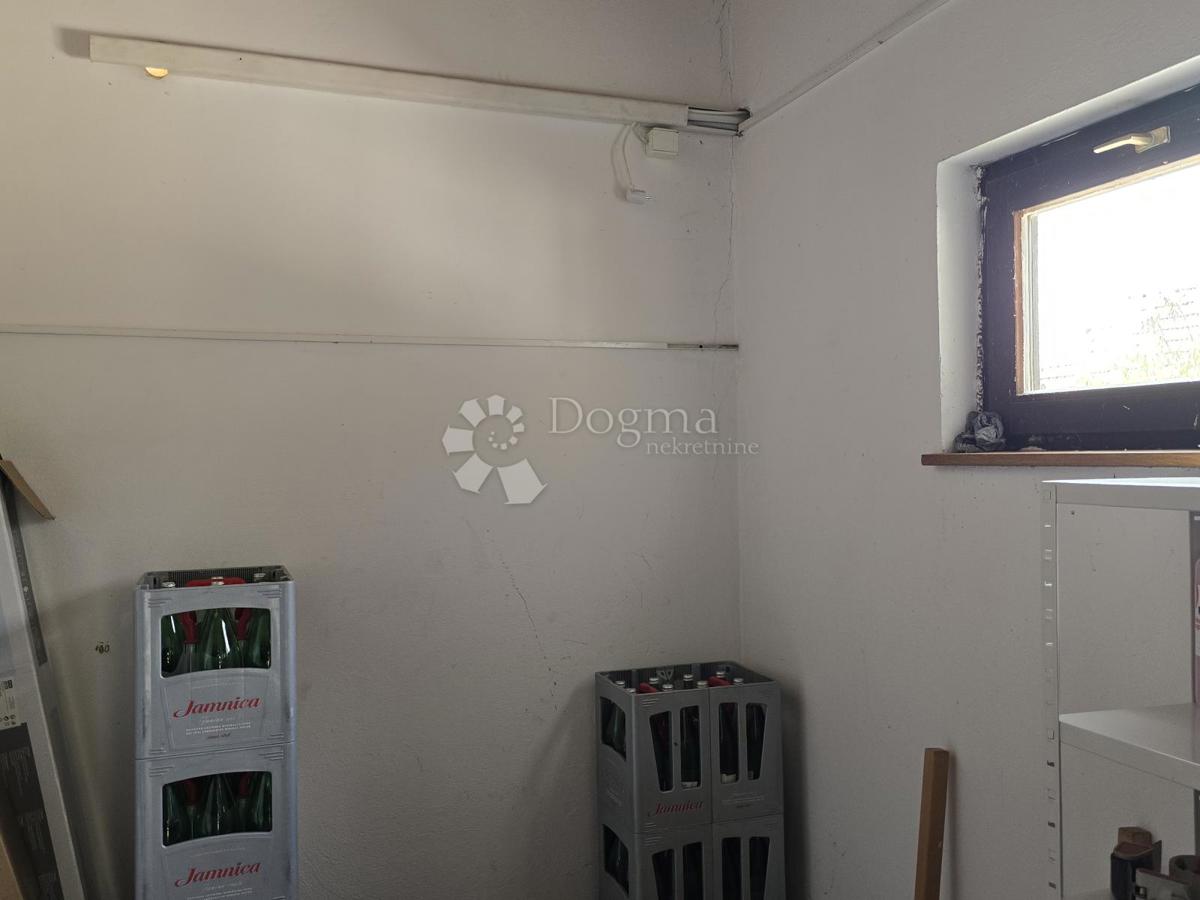 Locale commerciale Leštakovec, Jalžabet, 714,34m2