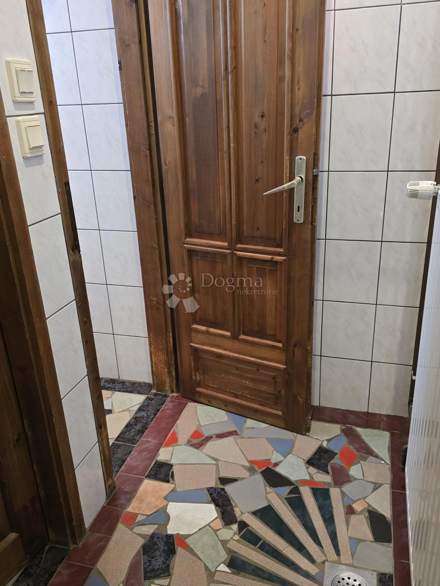Locale commerciale Leštakovec, Jalžabet, 714,34m2