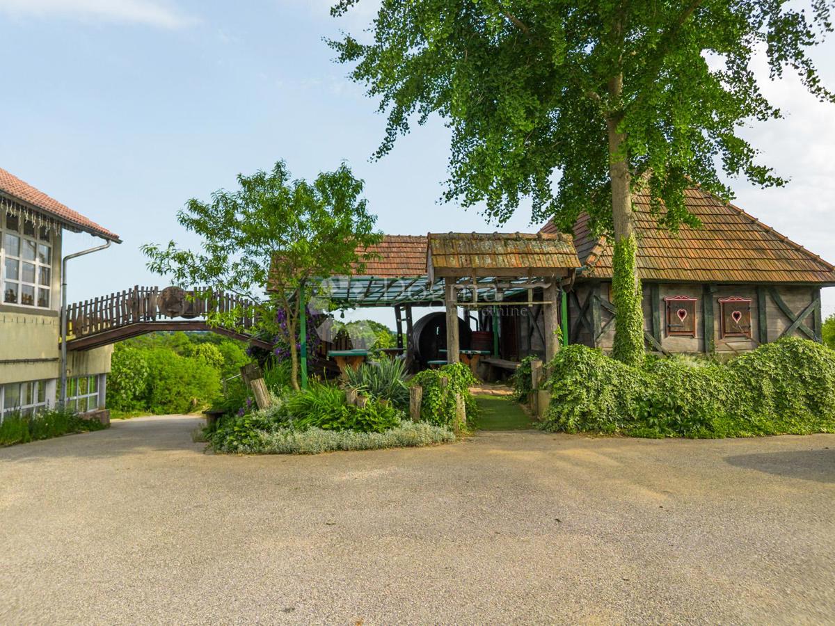 Locale commerciale Leštakovec, Jalžabet, 714,34m2