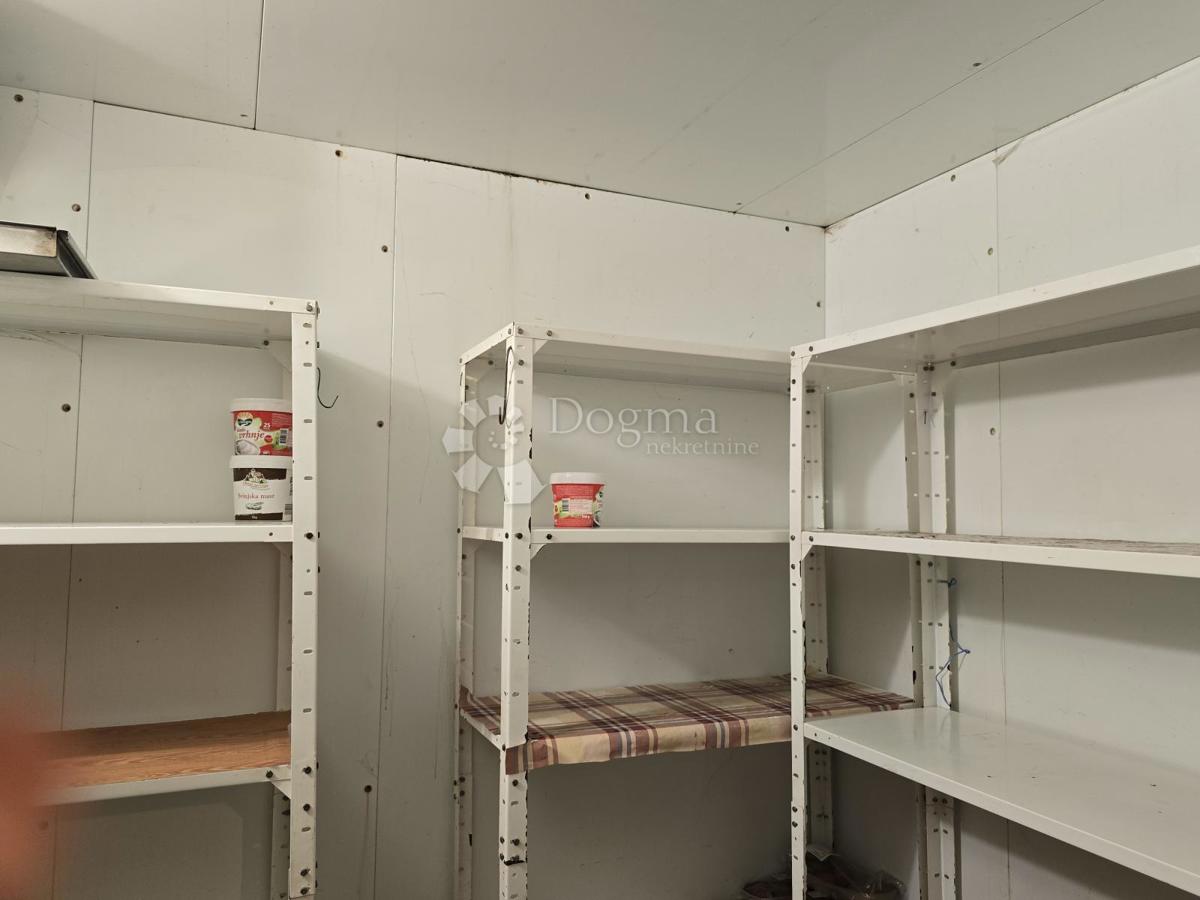 Locale commerciale Leštakovec, Jalžabet, 714,34m2