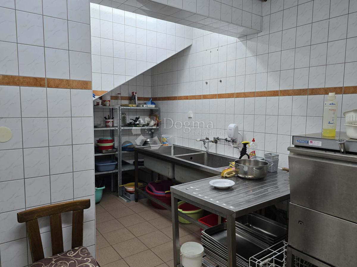 Locale commerciale Leštakovec, Jalžabet, 714,34m2