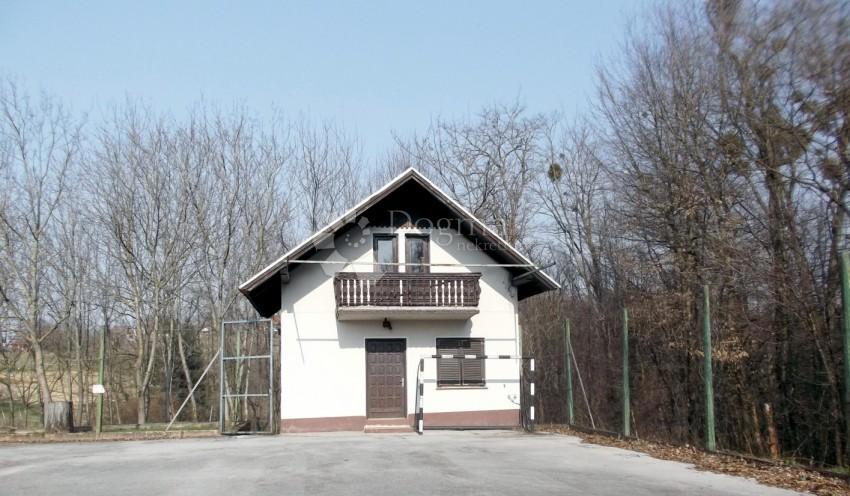 Locale commerciale Leštakovec, Jalžabet, 714,34m2
