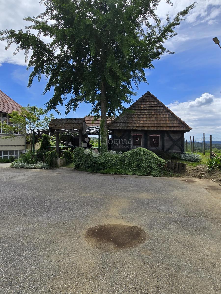 Locale commerciale Leštakovec, Jalžabet, 714,34m2