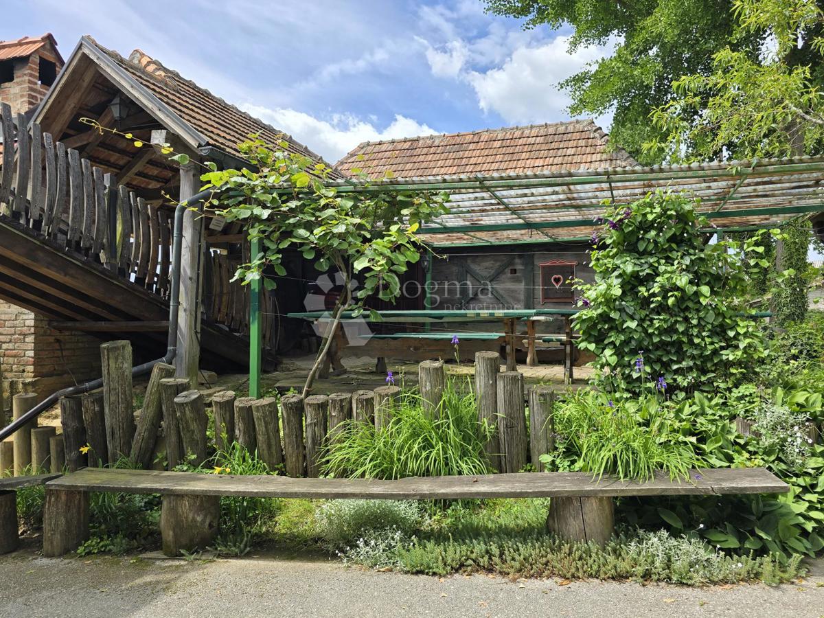 Locale commerciale Leštakovec, Jalžabet, 714,34m2
