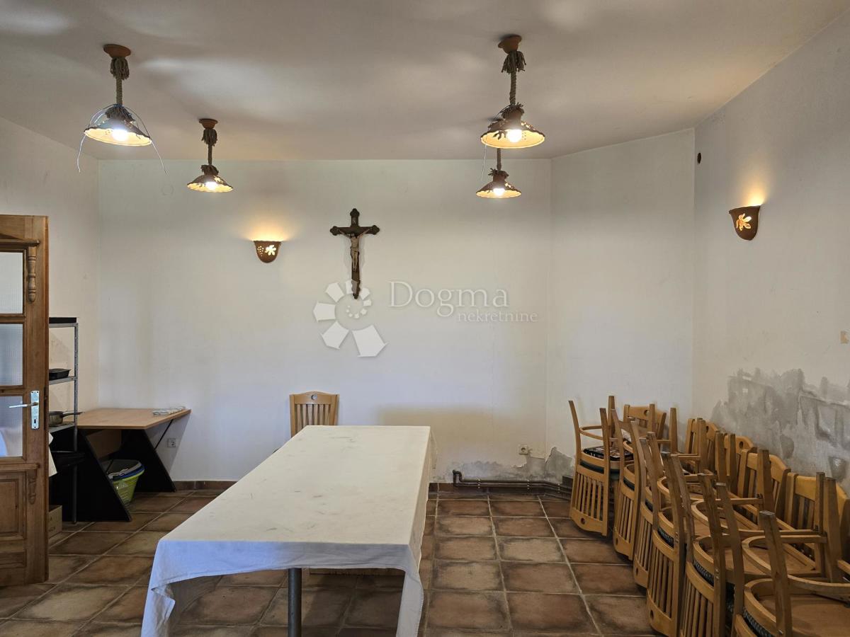 Locale commerciale Leštakovec, Jalžabet, 714,34m2