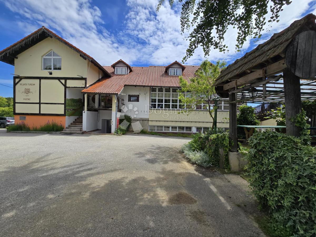 Locale commerciale Leštakovec, Jalžabet, 714,34m2