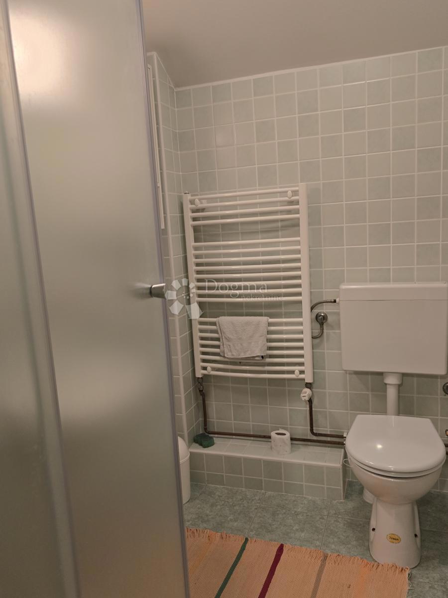 Locale commerciale Leštakovec, Jalžabet, 714,34m2