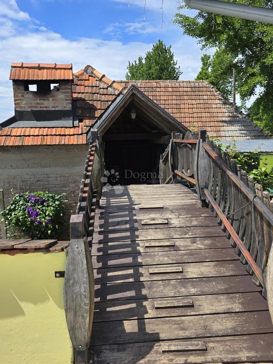 Locale commerciale Leštakovec, Jalžabet, 714,34m2