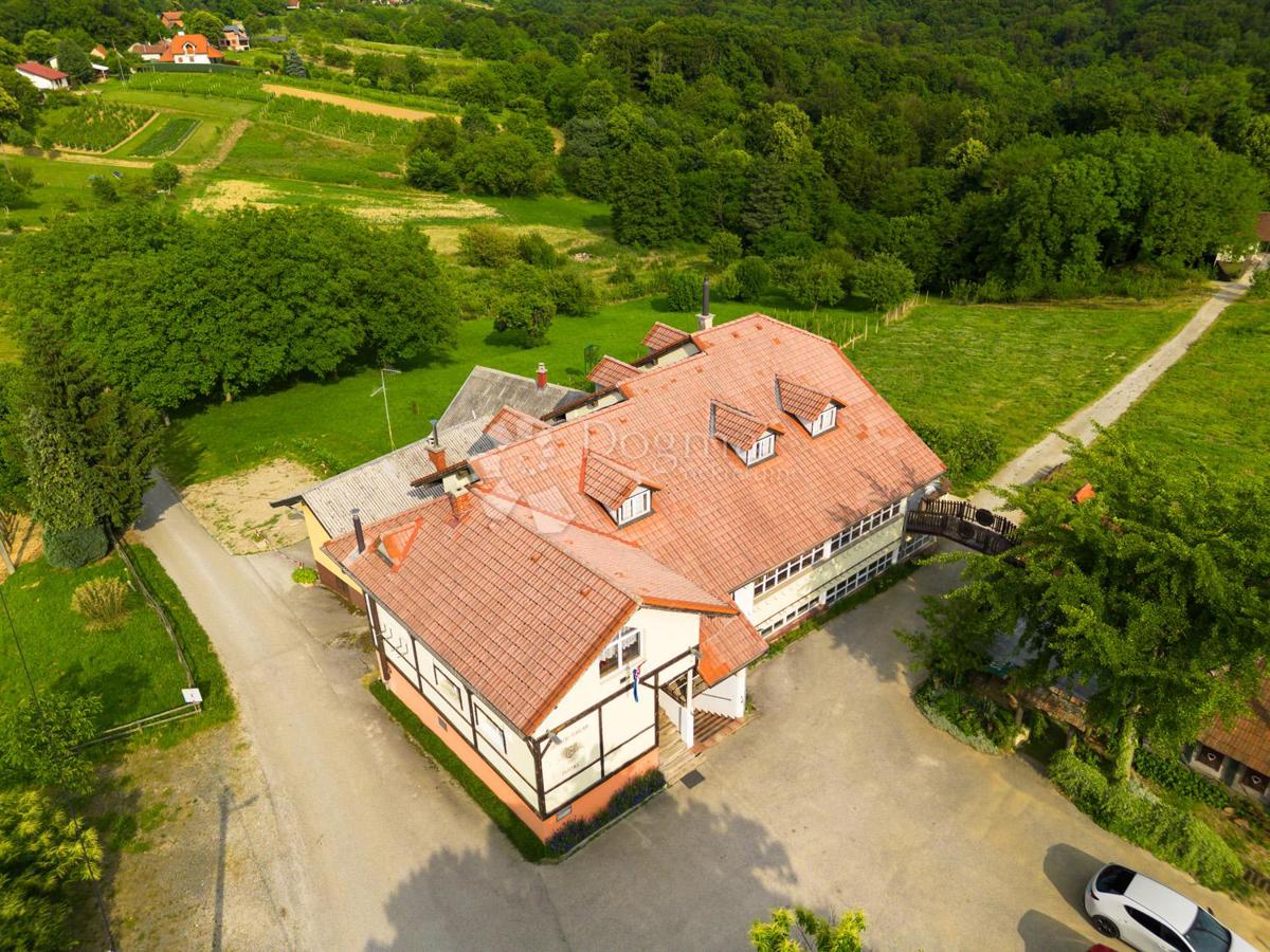 Locale commerciale Leštakovec, Jalžabet, 714,34m2