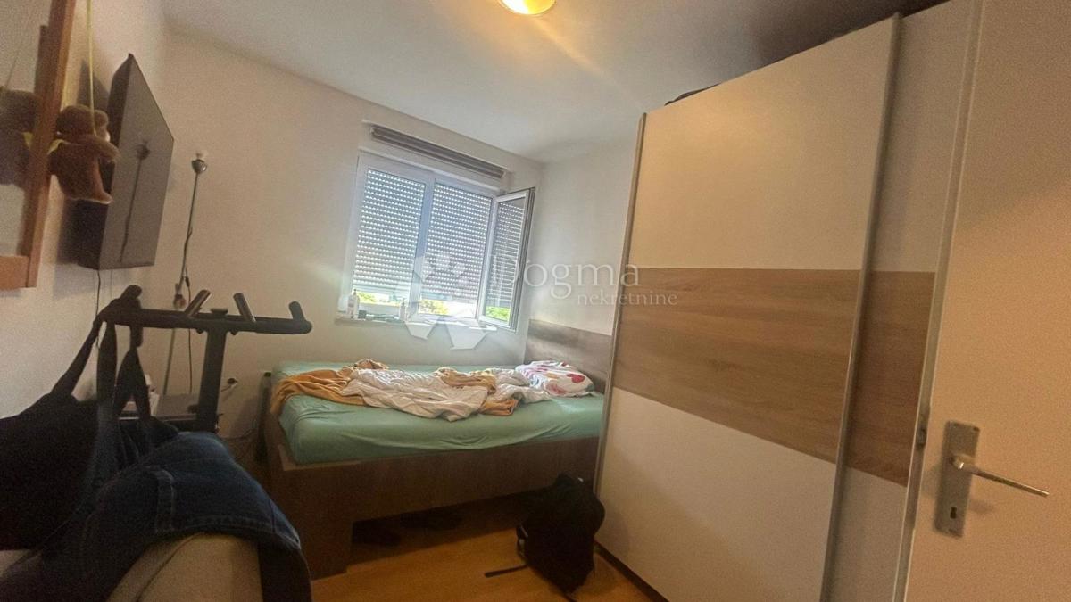 Appartamento con due camere da letto in un'eccellente posizione a Pola, a soli 100 metri dal centro città