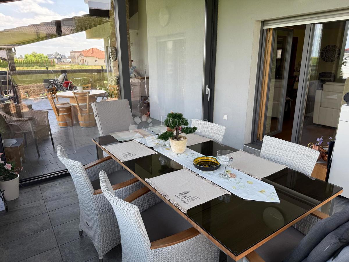 Casa Mačkovec, Čakovec - Okolica, 165m2