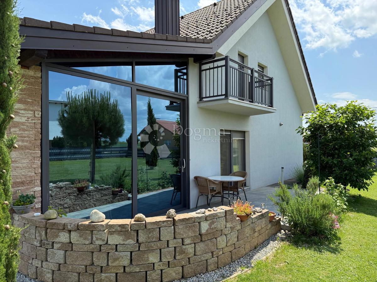 Casa Mačkovec, Čakovec - Okolica, 165m2