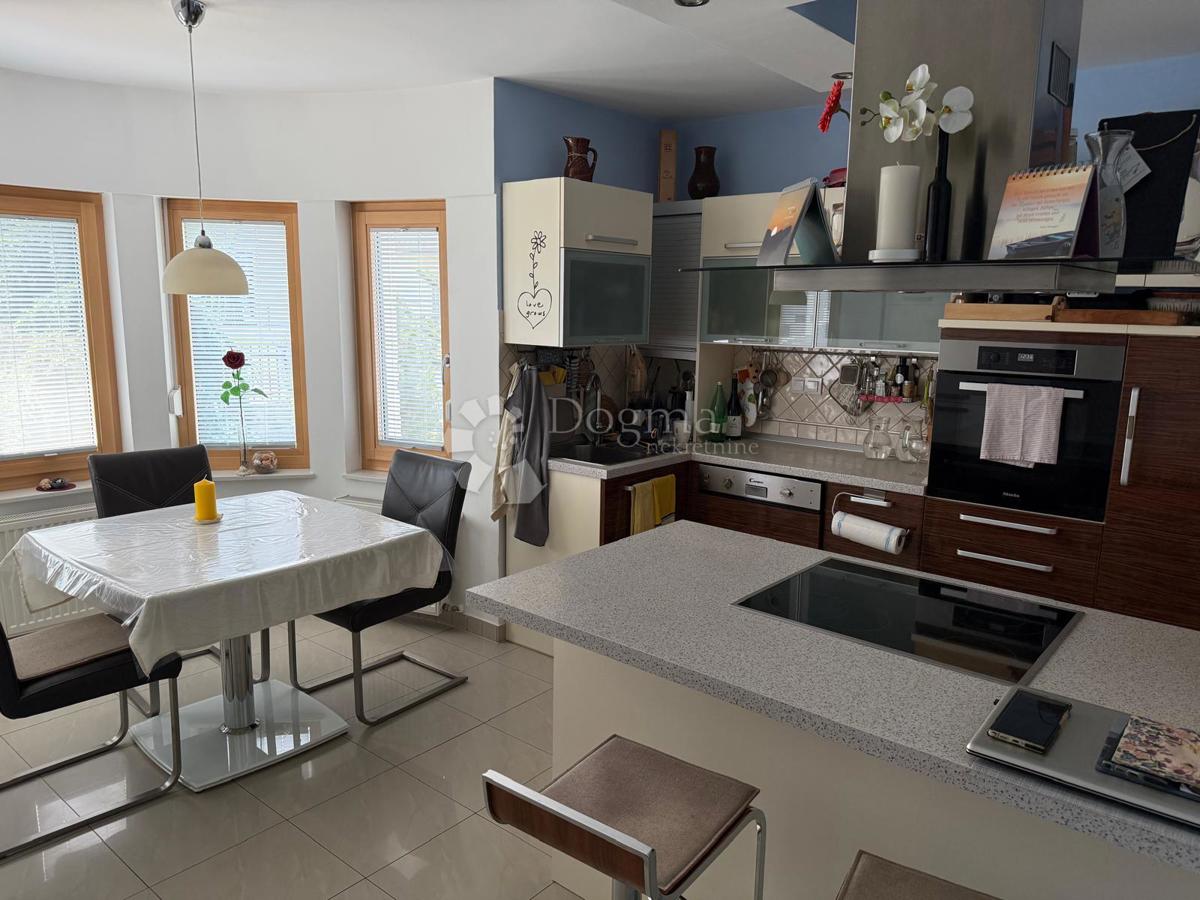 Casa Mačkovec, Čakovec - Okolica, 165m2