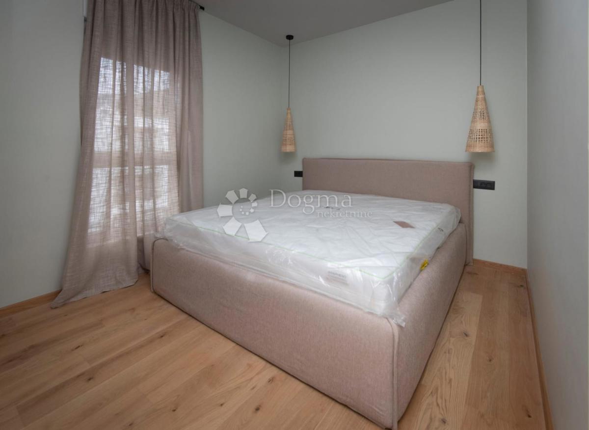 Allogio Strožanac, Podstrana, 135m2