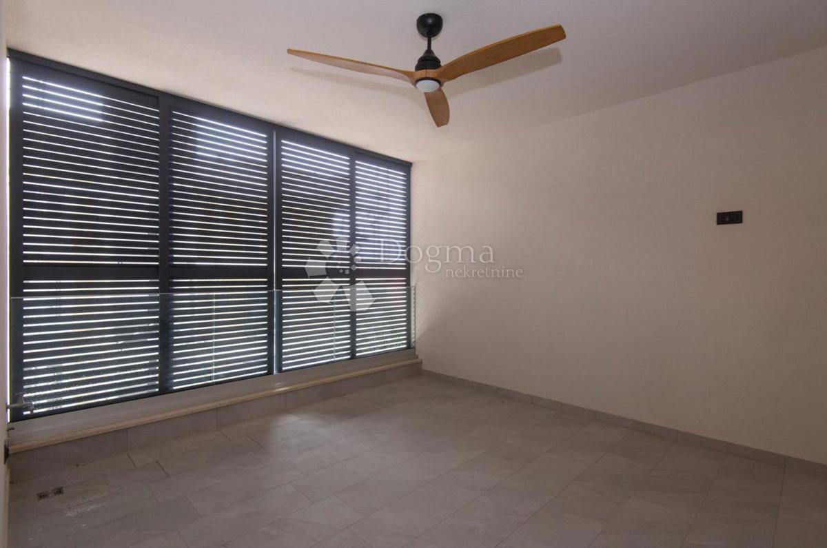 Allogio Strožanac, Podstrana, 135m2