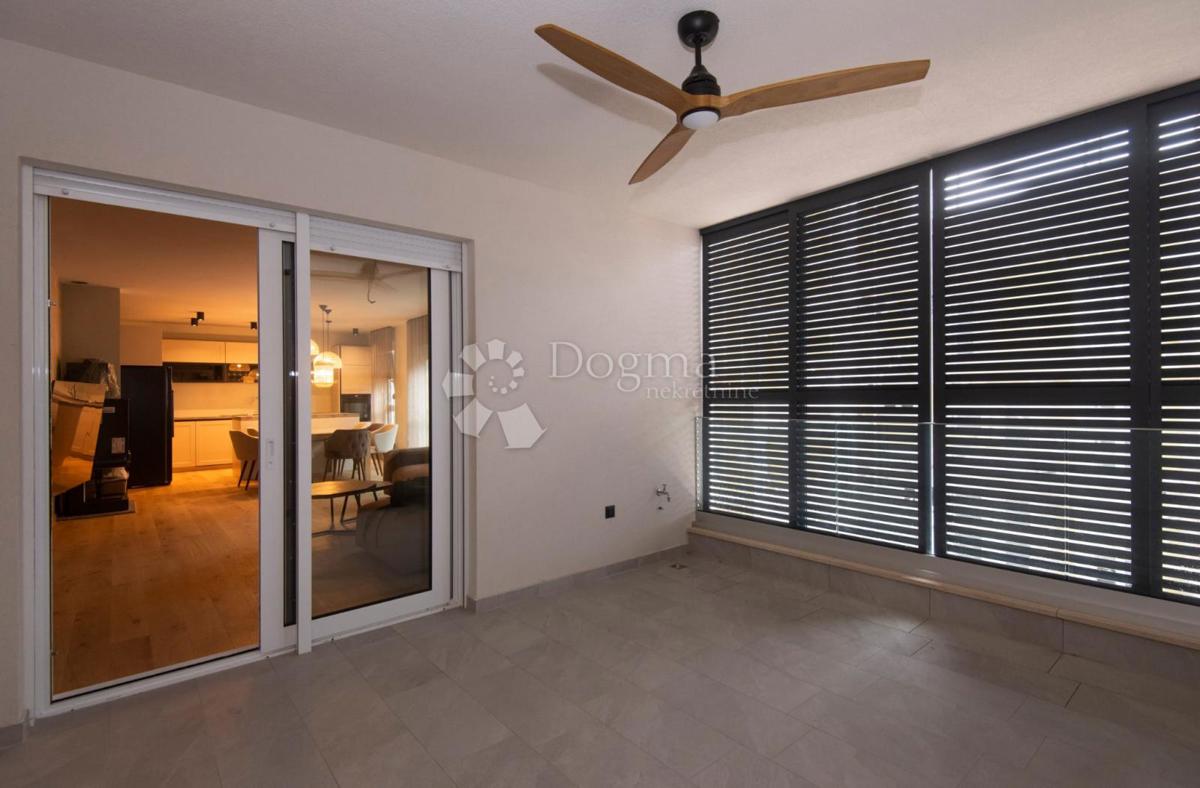 Allogio Strožanac, Podstrana, 135m2