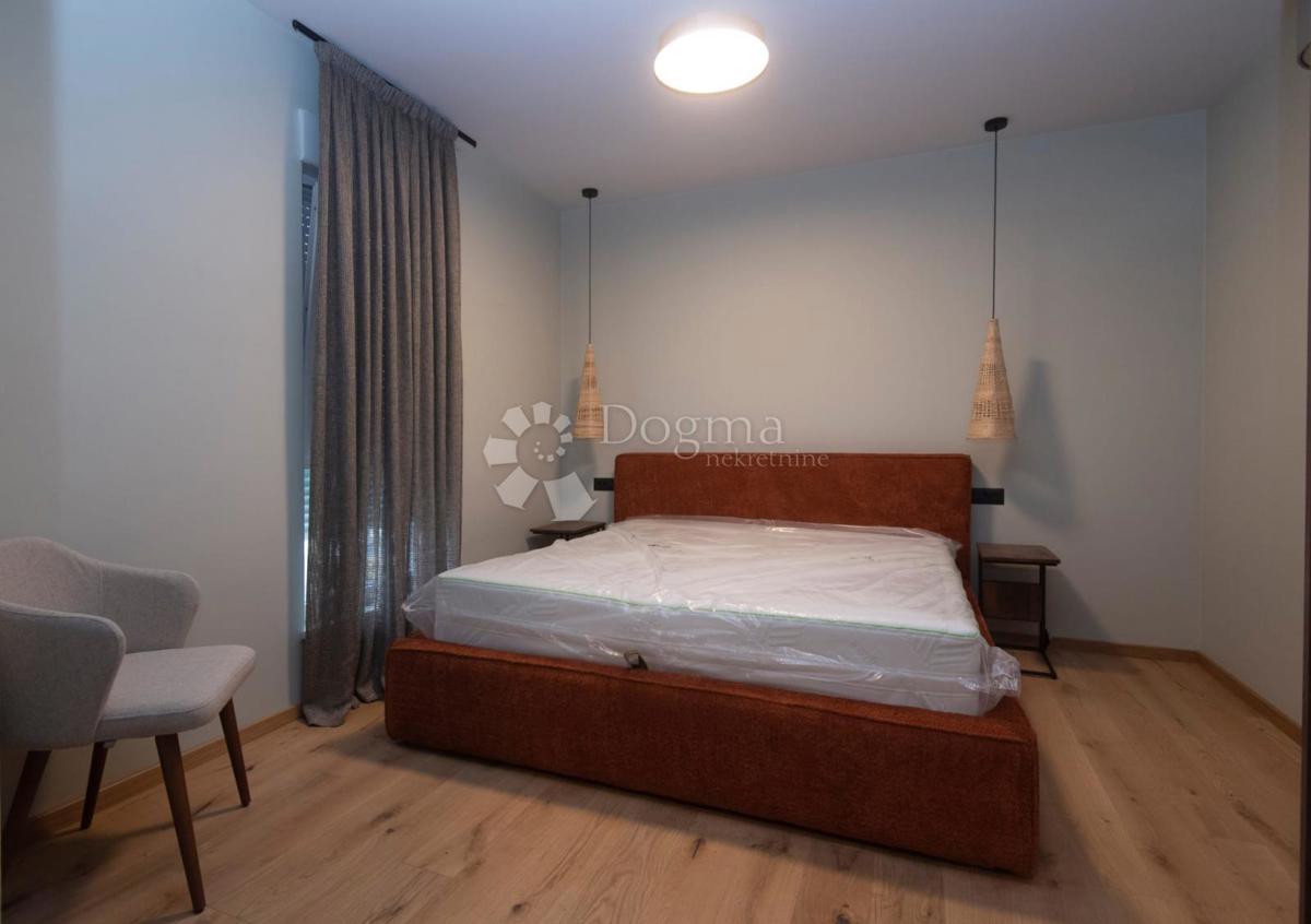 Allogio Strožanac, Podstrana, 135m2