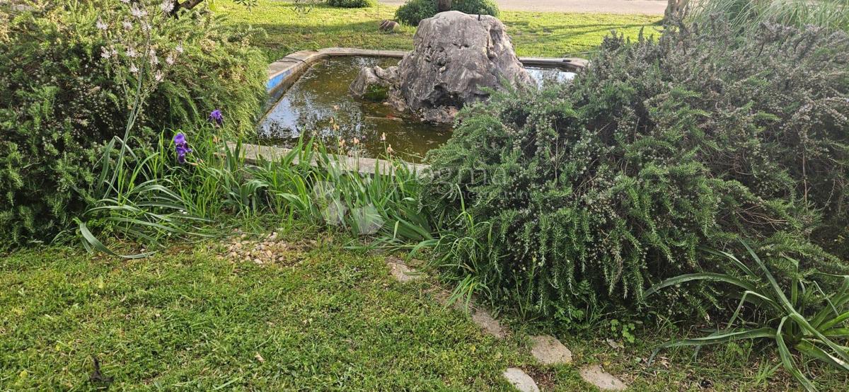 Terreno edificabile Murvica, Poličnik, 600m2