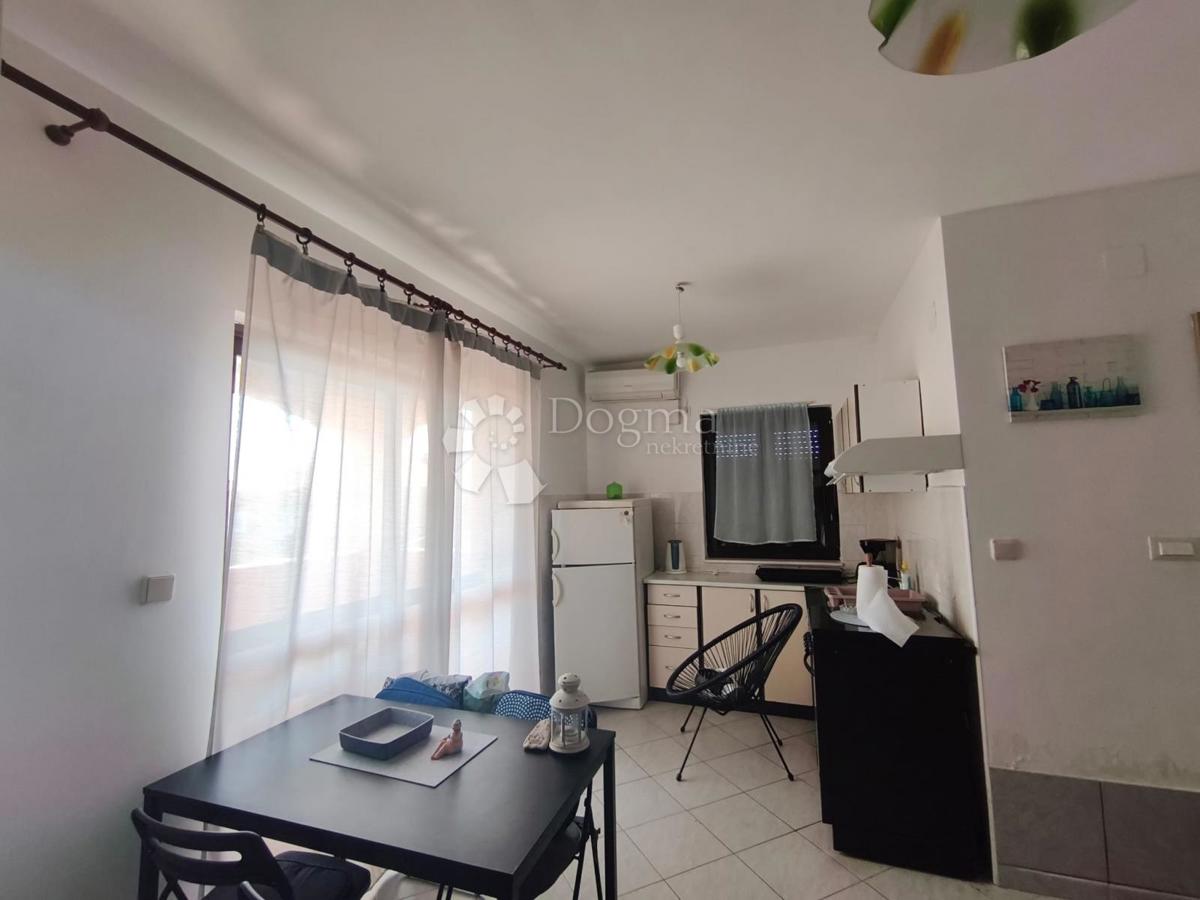 Casa Okrug Gornji, Okrug, 349m2