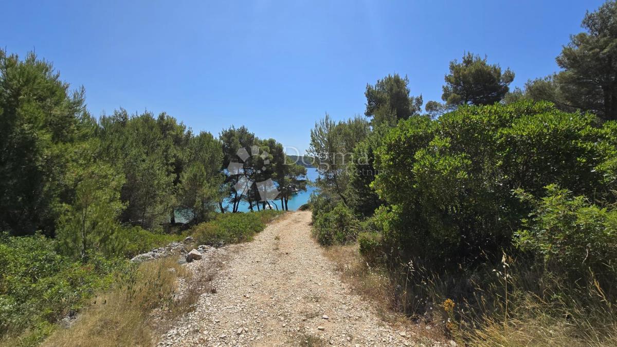 Terreno agricolo Milna, 790m2