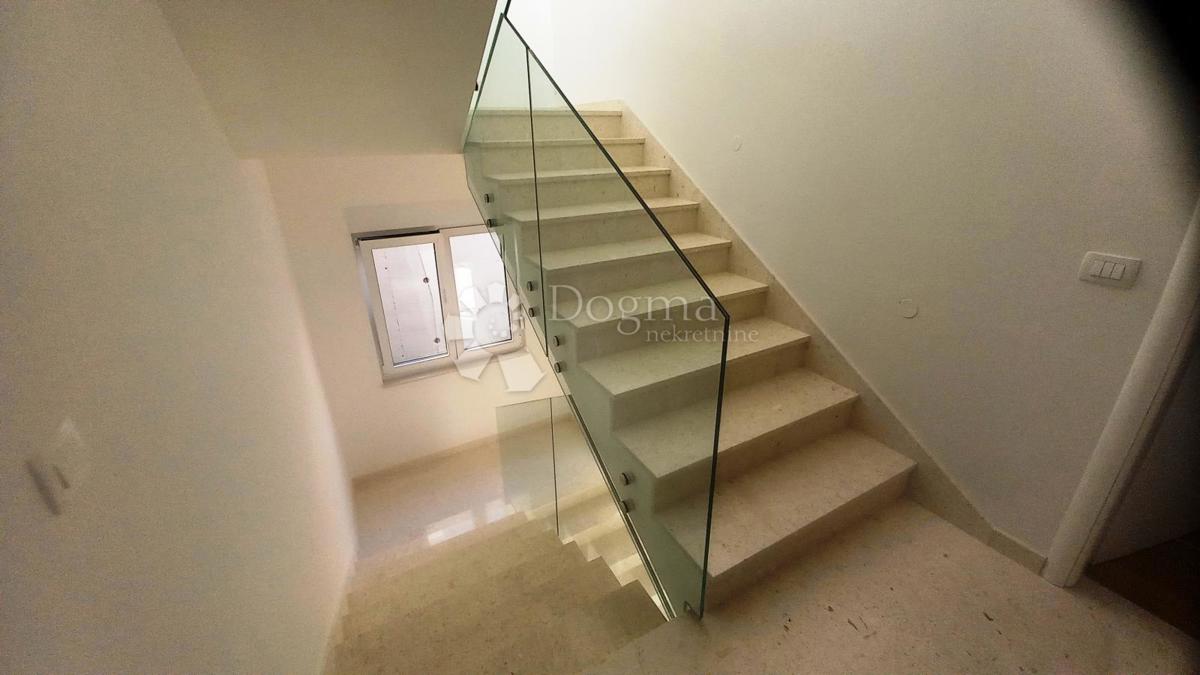 Casa Veliko Brdo, Makarska, 226,90m2