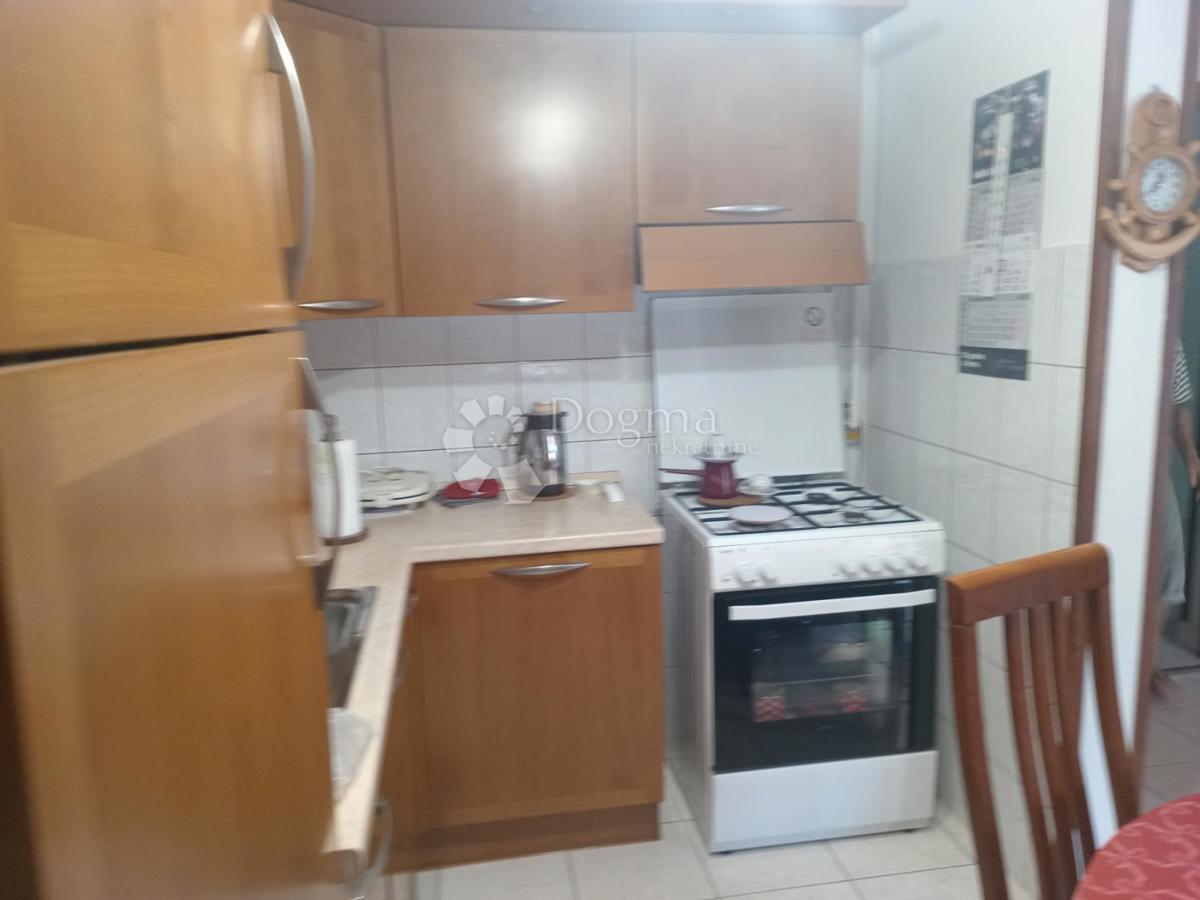 Occasione! Appartamento con giardino e posto auto