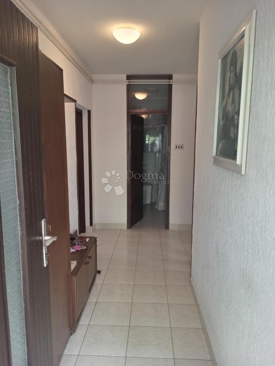 Occasione! Appartamento con giardino e posto auto