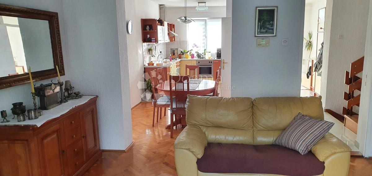 Casa Centar, Bjelovar, 400m2