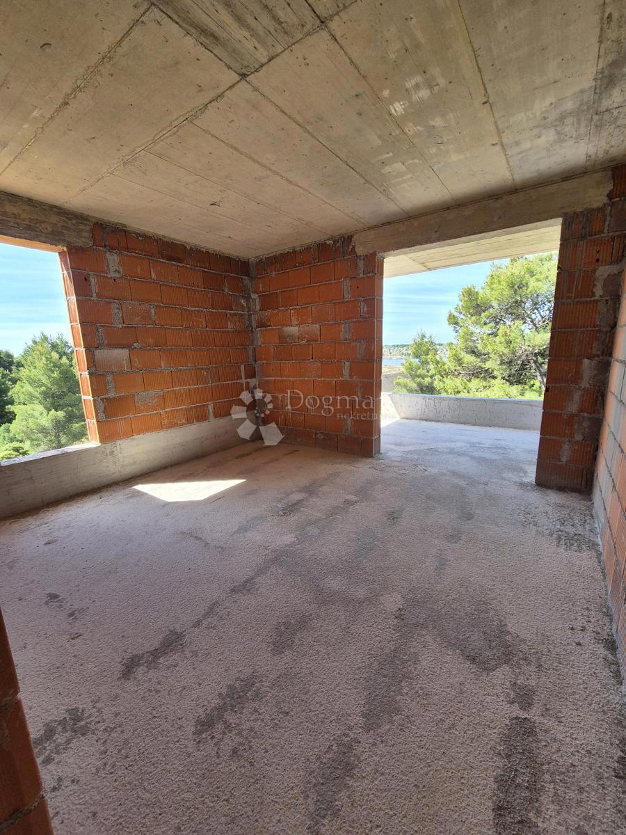 Allogio Crnica, Šibenik, 62m2