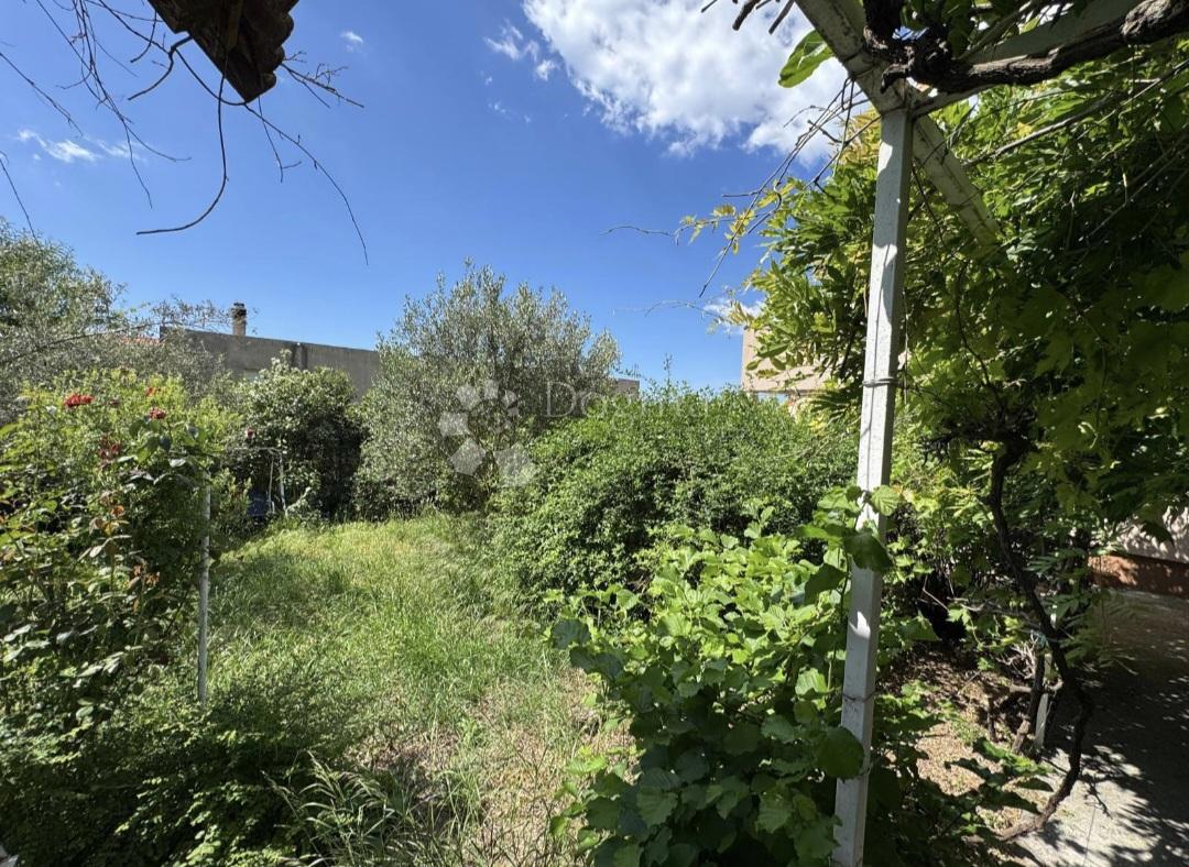 Casa Kaštel Štafilić, Kaštela, 309,46m2