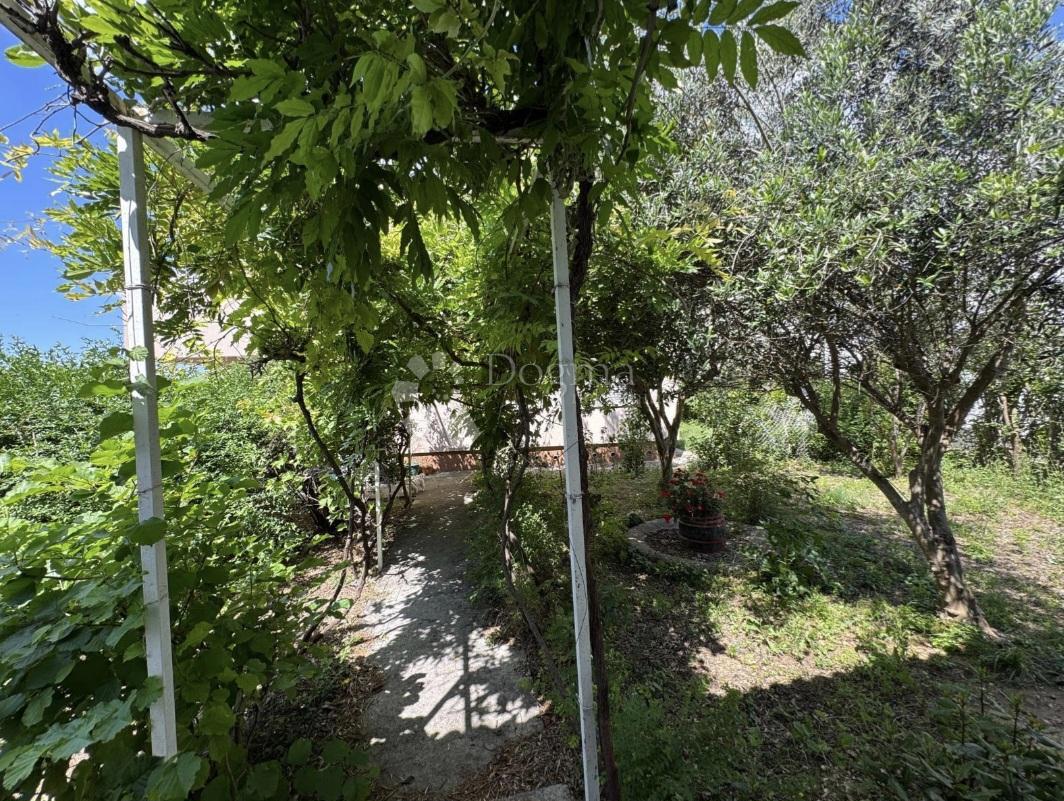 Casa Kaštel Štafilić, Kaštela, 309,46m2